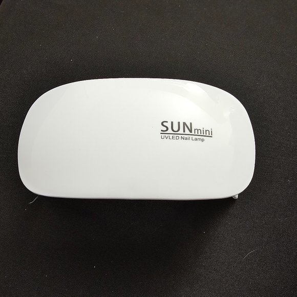 LED/UV Folding Mini Manicure Lamp - Picture 2 of 2